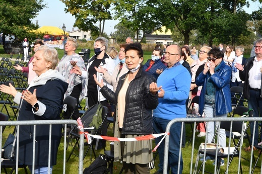 Pielgrzymka Diecezjalna do Skrzatusza, cz. 1