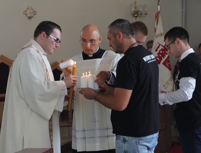 Poświęcenie kościoła w Skarbimierzu-Osiedlu