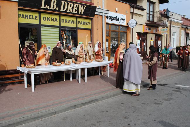 Rudnik nad Sanem. Religijna inscenizacja