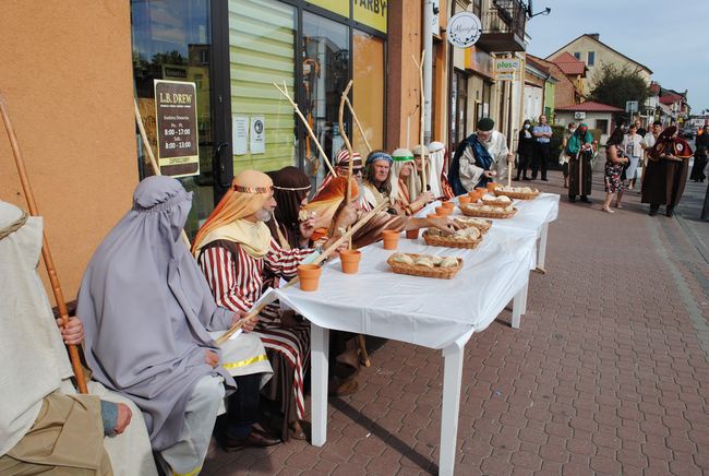 Rudnik nad Sanem. Religijna inscenizacja