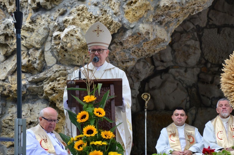 Dożynki diecezjalne na Górze św. Anny