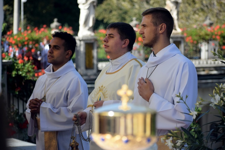 Błogosławieństwo ceremoniarzy w Limanowej