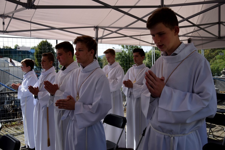 Błogosławieństwo ceremoniarzy w Limanowej