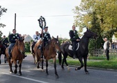 Konna procesja z kościoła w Ostropie