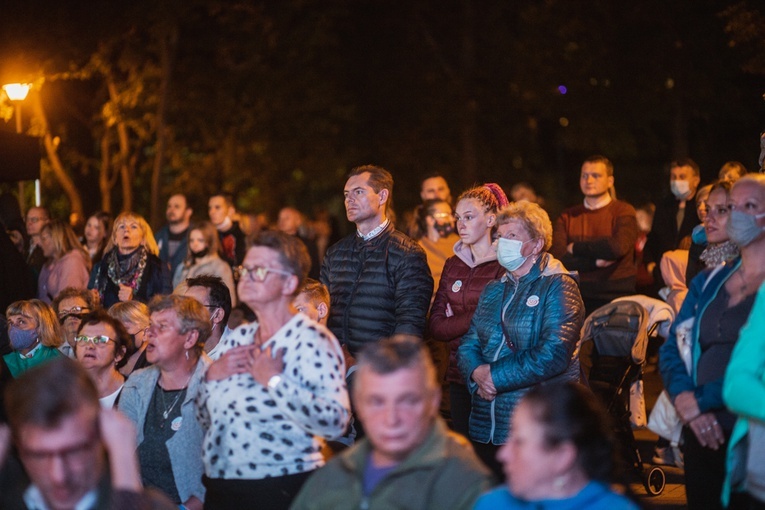Nowa Ruda. Trzeci raz nadali Sygnał Miłosierdzia