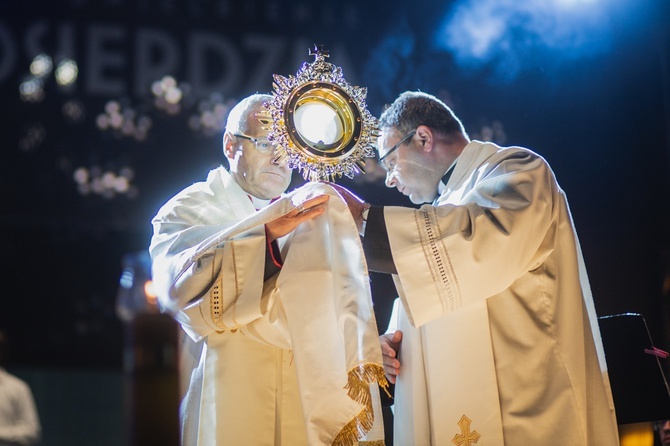 Nowa Ruda. Trzeci raz nadali Sygnał Miłosierdzia