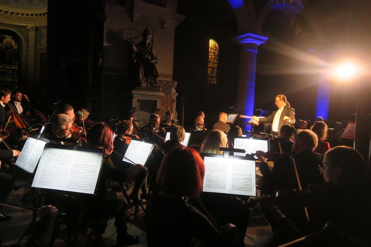 Płock. "Requiem" Mozarta w katedrze