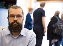 – Ponieważ przeszedłem kryzys, łatwiej mi znaleźć z pacjentami wspólny język – mówi Ivan Sitsko.