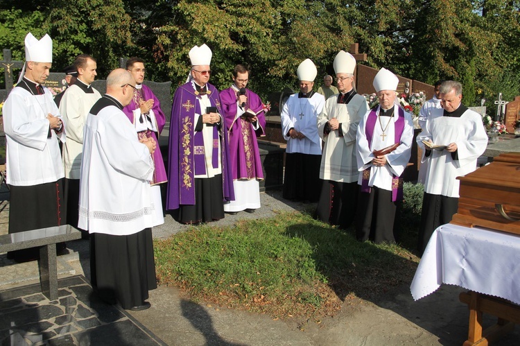 Pożegnanie śp. Genowefy Jeż