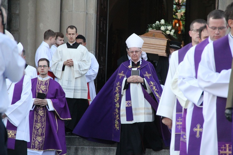 Pożegnanie śp. Genowefy Jeż