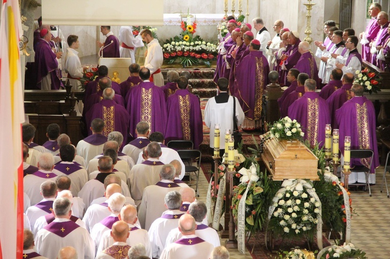 Pożegnanie śp. Genowefy Jeż