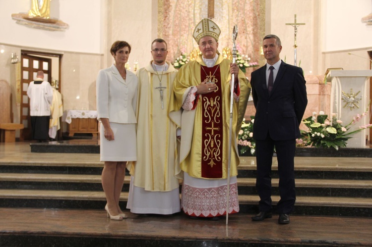 Dąbrowa Tarnowska. Posłanie misyjne ks. Pawła Dąbrowy