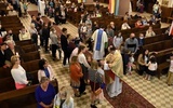 Dlaczego tak wielu młodych nie modli się i nie uczestniczy aktywnie w życiu parafii?