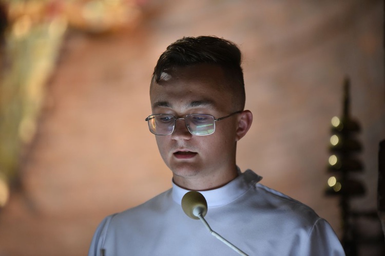 Pielgrzymka Straży Honorowej NSPJ do Biadolin