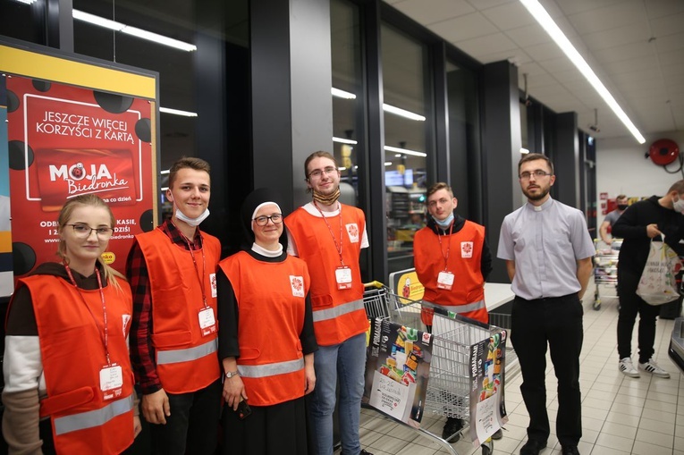 Pomocne dłonie i gorące serca