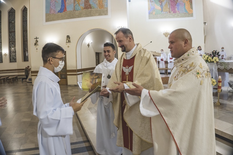 Dębica. Błogosławieństwo ceremoniarzy