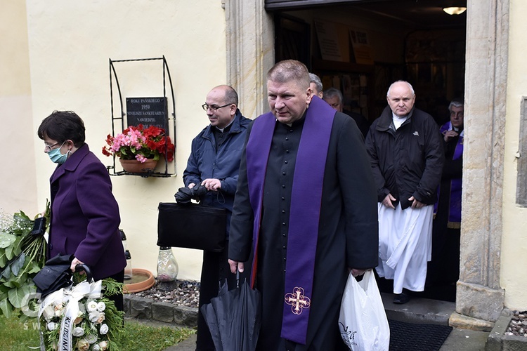 Uroczystości pogrzebowe o. Zdzisława Szymczychy