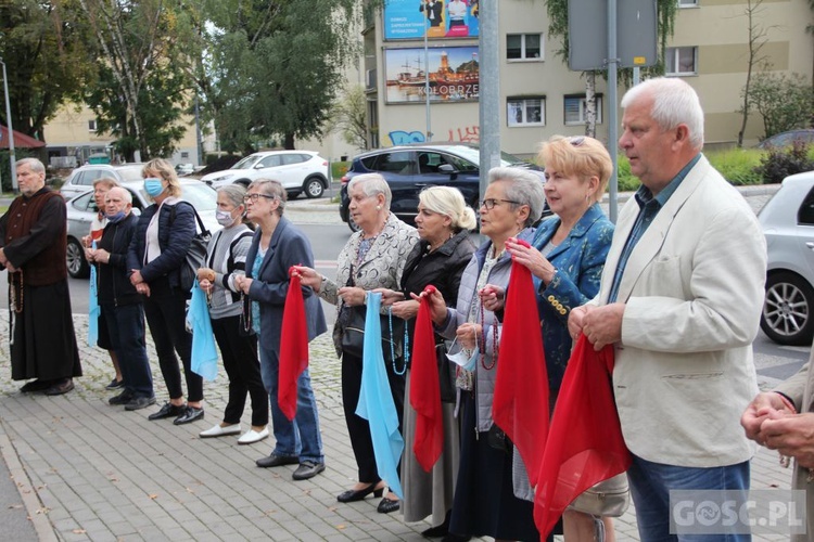 Gorzów Wlkp. Koronka na ulicach miast świata