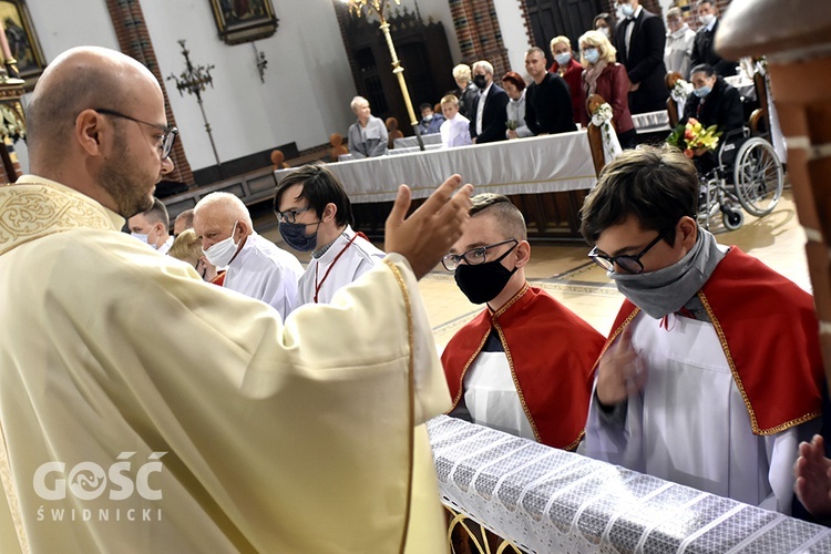 Msza św. prymicyjna o. Miłosza Mażewskiego w wałbrzyskiej kolegiacie