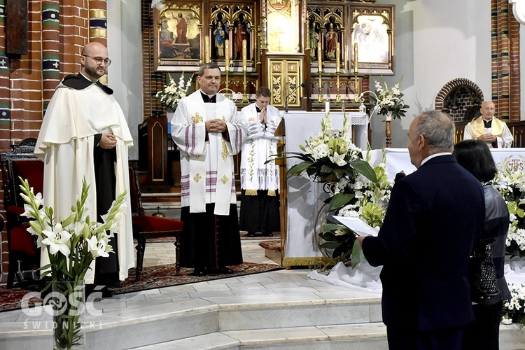 Msza św. prymicyjna o. Miłosza Mażewskiego w wałbrzyskiej kolegiacie