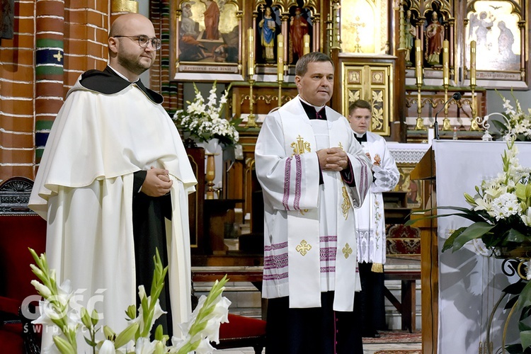 Msza św. prymicyjna o. Miłosza Mażewskiego w wałbrzyskiej kolegiacie