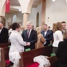 ▲	Podczas liturgii odpustowej 30 par małżonków odnowiło swoje przyrzeczenia małżeńskie.