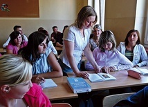 ▲	Zawód katechety bywa bardzo wymagający, ale, jak mówią nestorzy w tej branży, przynosi wiele radości i satysfakcji.