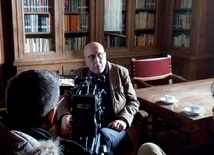 Dr Marek Lasota opowiada o inwigilacji Karola Wojtyły przez SB.