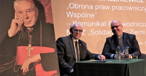 Prelegent ks. Jerzy Jastrzębski i Zdzisław Maszkiewicz.