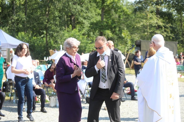 Uroczystość 74. rocznicy wymordowania partyzantów "Bartka" w Starym Grodkowie - 2020