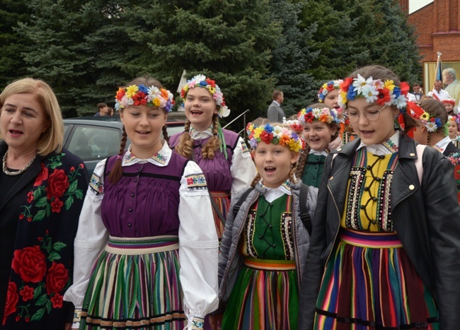 Św. Jan Paweł II patronem Szkoły Podstawowej w Wolanowie