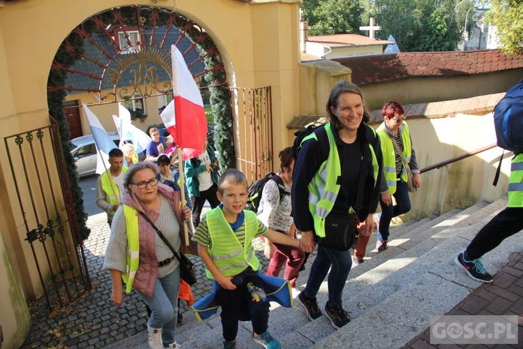 Rokitno. Rozpoczęła się diecezjalna pielgrzymka różańcowa