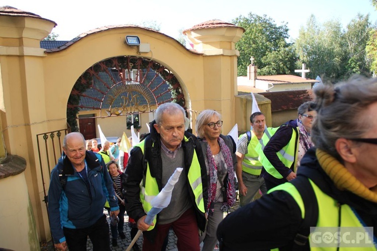 Rokitno. Rozpoczęła się diecezjalna pielgrzymka różańcowa