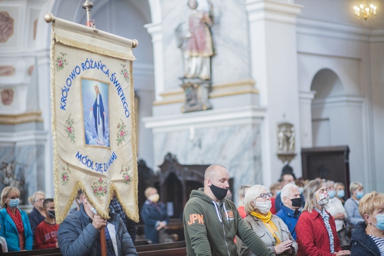 Diecezjalna pielgrzymka Żywego Różańca do Barda