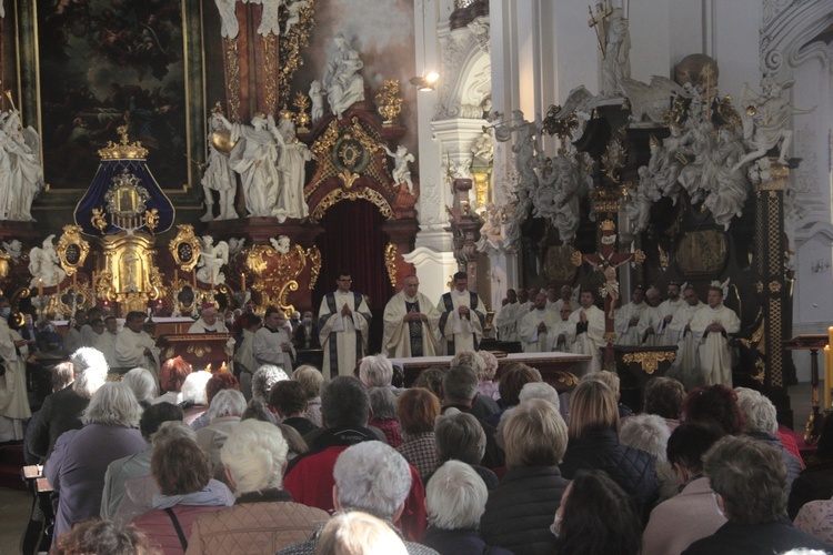 Żywy Różaniec u Matki