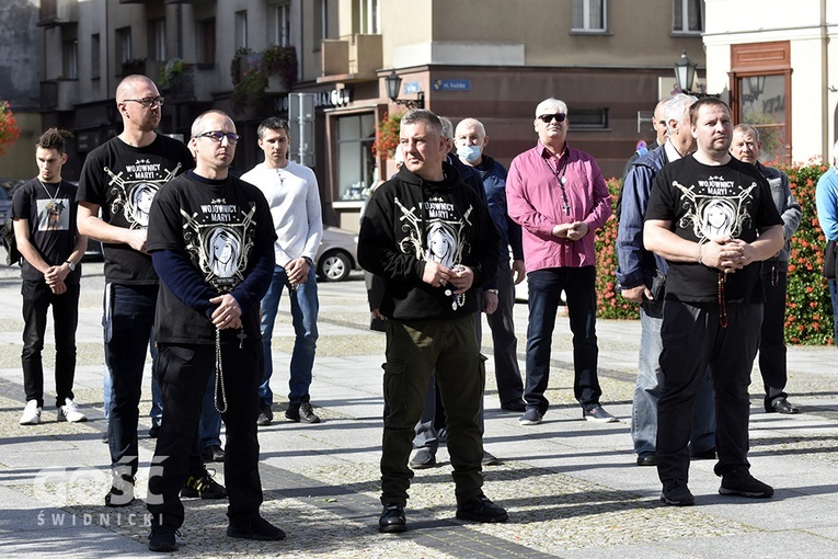 Męski Różaniec - październik 2020