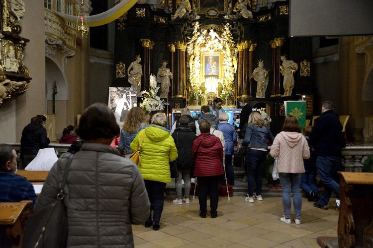 Wieczór św. Tereski w Strzelcach Opolskich