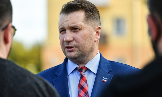 Czarnek: Potwierdzono u mnie koronawirusa