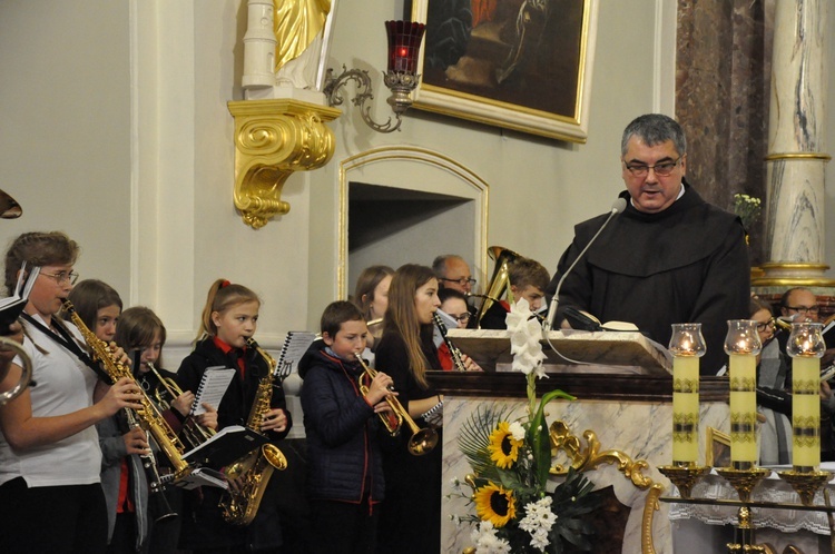 Pielgrzymka hodowców gołębi i orkiestr kalwaryjskich