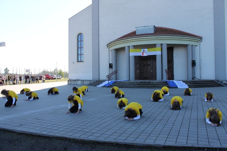 Zrobili prezent św. Janowi Pawłowi II