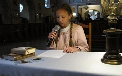 Przasnysz. Z lekturą "Dzienniczka" św. s. Faustyny