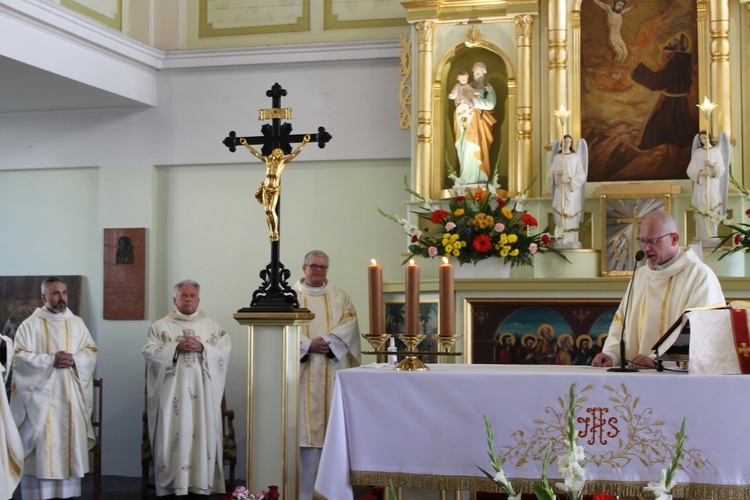 Matka Boża z Lourdes i Stygmaty św. Franciszka z Asyżu