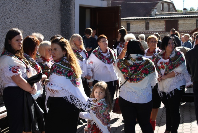 Matka Boża z Lourdes i Stygmaty św. Franciszka z Asyżu