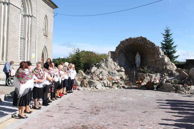 Matka Boża z Lourdes i Stygmaty św. Franciszka z Asyżu