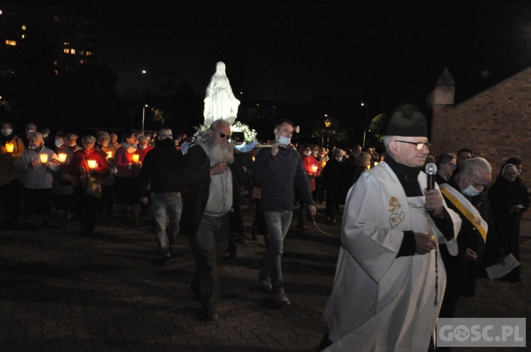 Procesja różańcowa w Głogowie