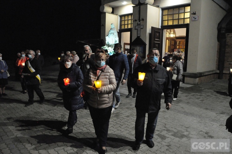 Procesja różańcowa w Głogowie