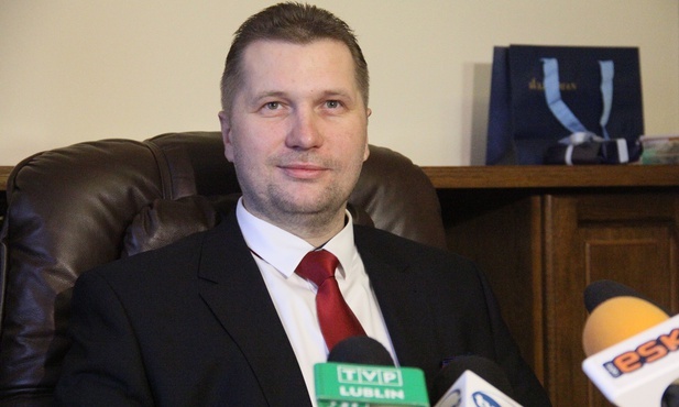 Poparcie środowisk naukowych dla Przemysława Czarnka