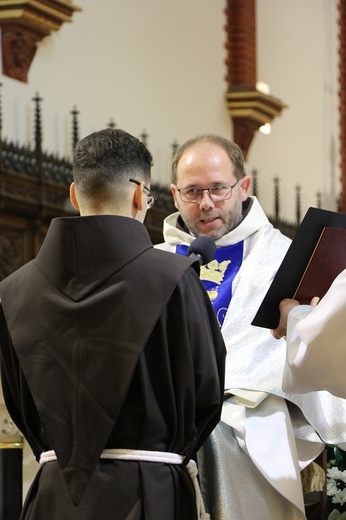Śluby wieczyste braci franciszkanów na wrocławskich Karłowicach