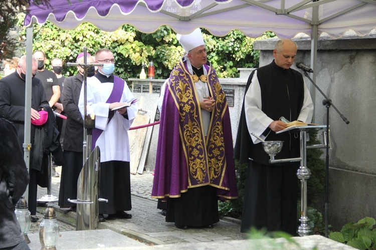 Tarnów. Pogrzeb śp. ks. prał. Adama Nowaka