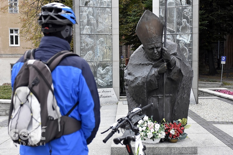 Rowerowa pielgrzymka do Barda